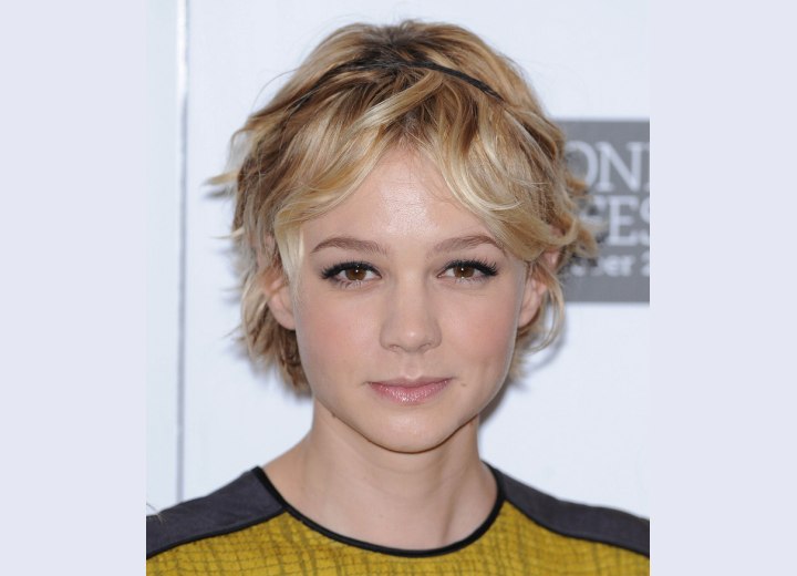 carey mulligan short hair. carey mulligan short hair. Carey Mulligan with tousled