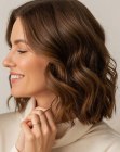 Wavy shoulder-length bob