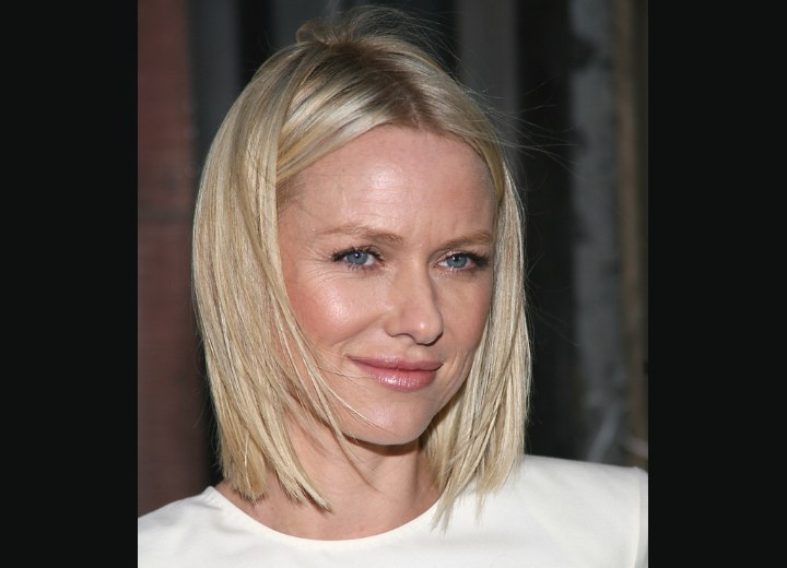 Naomi Watts hopes to end 'shame and secrecy' around menopause with new  skincare brand | MiNDFOOD