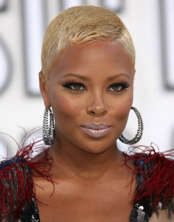 Eva Marcille S Boy Cut Very Short Bleached Hair That Is Close To