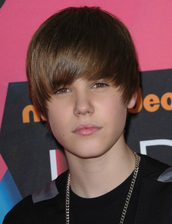 Justin Bieber Brings Back His Old Hairstyle: Photo 3322740 | Justin Bieber  Photos | Just Jared: Entertainment News