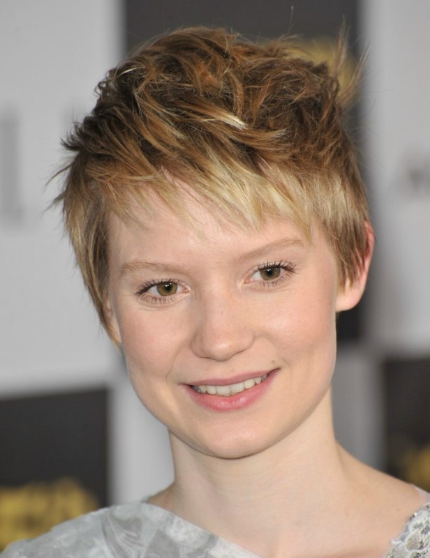 Mia Wasikowska wearing her hair in a short low maintenance pixie with ...