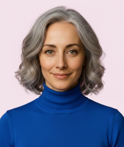 Carr&eacute; ondul&eacute; juste au-dessus des &eacute;paules pour cheveux gris