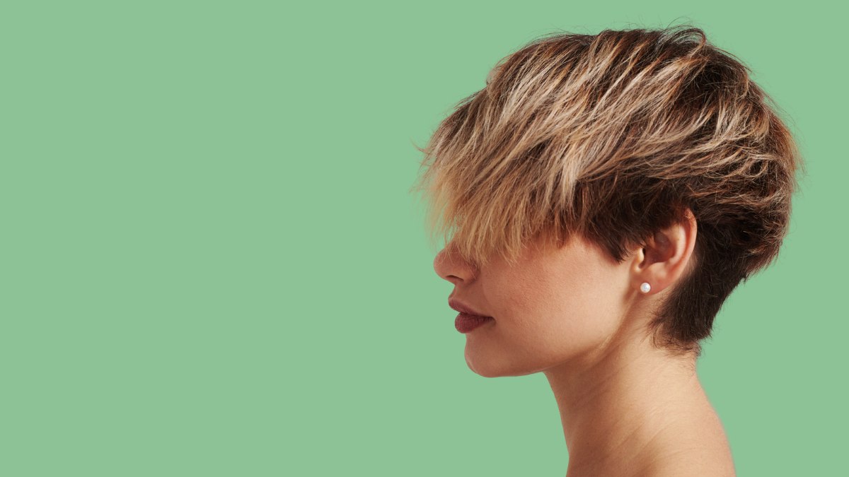 how to highlight short hair without a cap