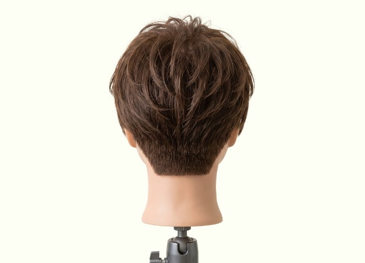 Short haircut for more fullness