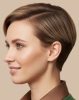Feminine short hair
