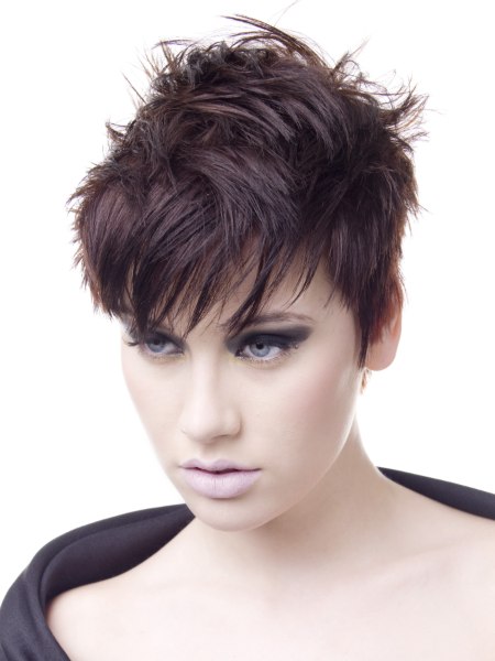 Haircuts with fringes in different shapes, lengths and textures
