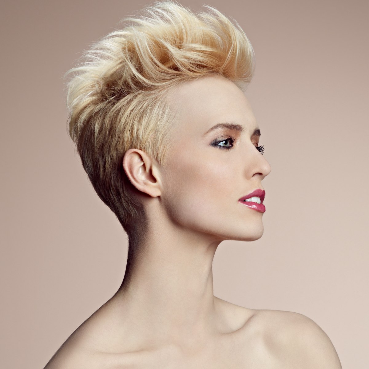 Pixie mohawk hairstyles