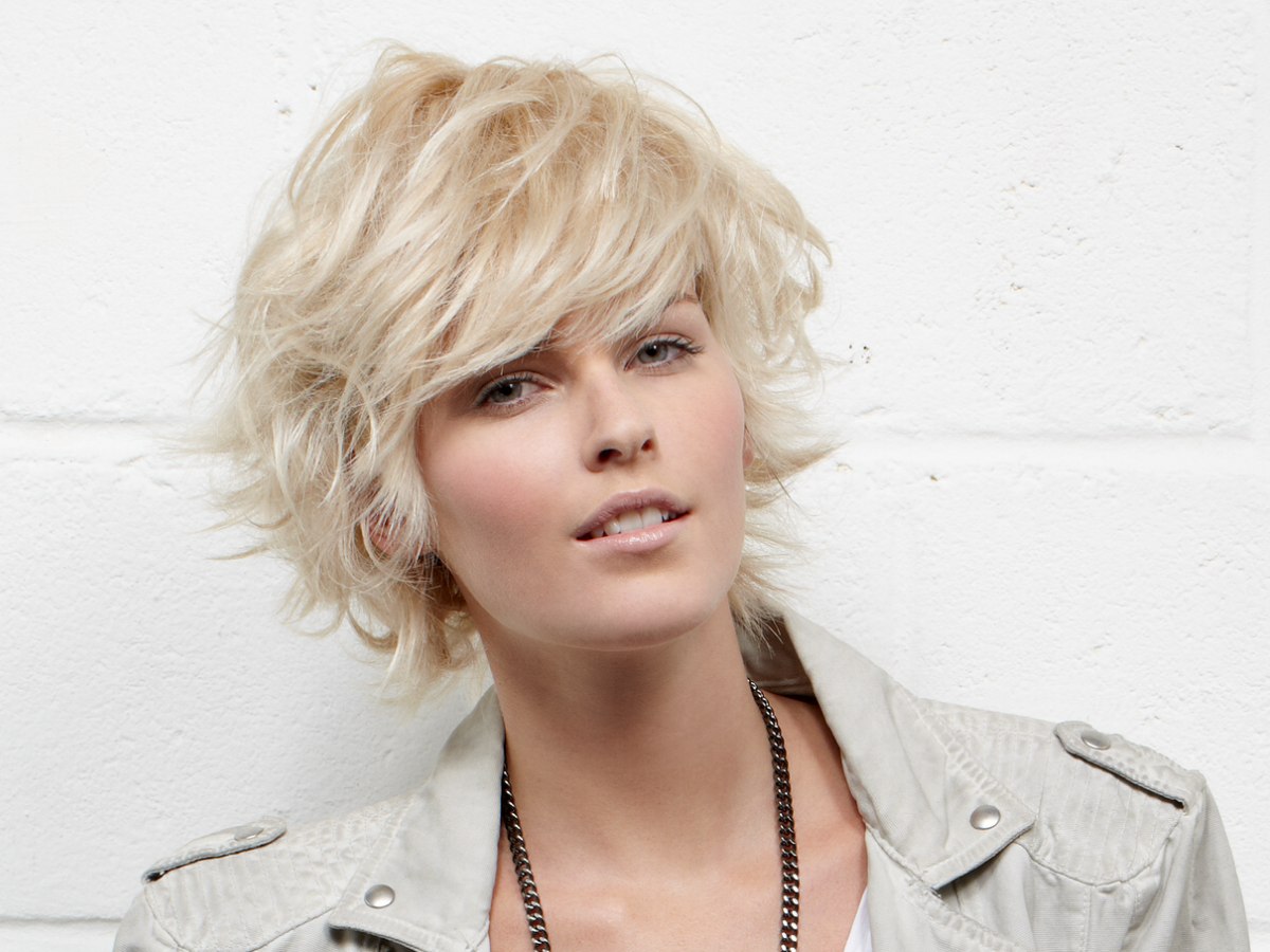 35 Short Layered Haircuts That Are Trending in 2023