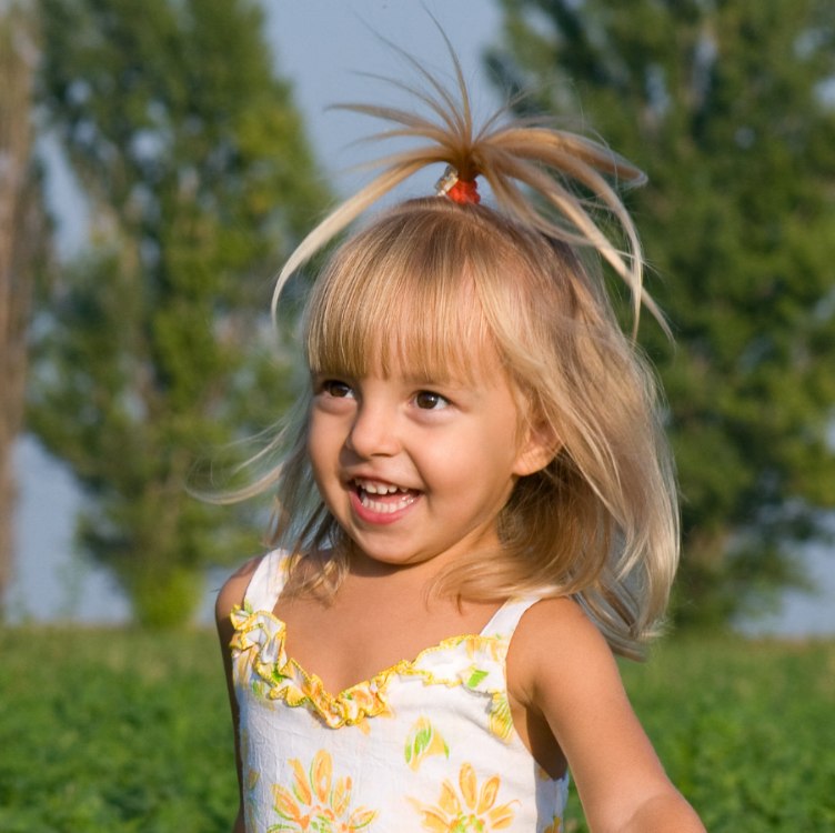 Our Five Ring Circus: 10 Adorable Hairstyles for Little Girls