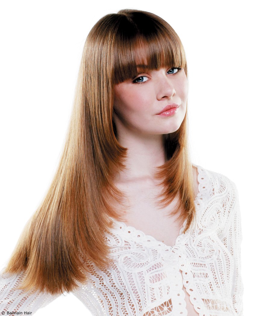 32 Effortlessly Glam Curtain Bangs with Layers to Try in 2024